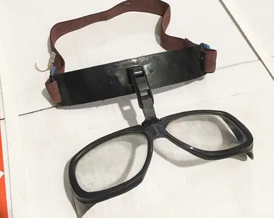 фото Очки защитные откидные прозрачные СССР