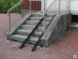 фото Пандус металлический для колясок