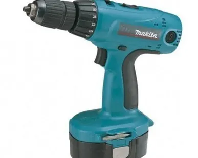 фото Аккумуляторная дрель-шуруповерт Makita 6347 DWDE