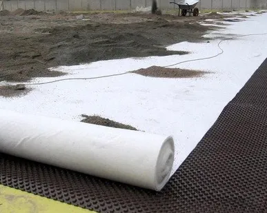 фото Геотекстиль дорнит иглопробивной, 300 плотность