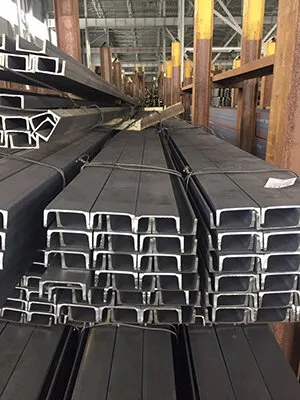 Фото №0 Швеллер нержавеющий 100x46x4,5 мм 10П AISI 304 DIN 1026-1