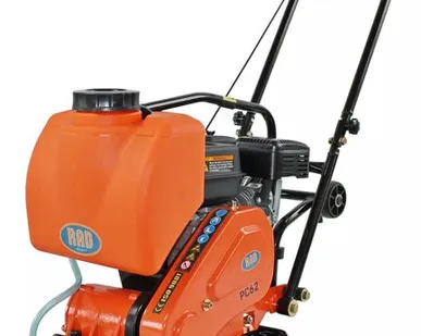 фото Виброплита бензиновая RAD PC62-L