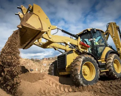 фото Аренда экскаватора-погрузчика с водителем