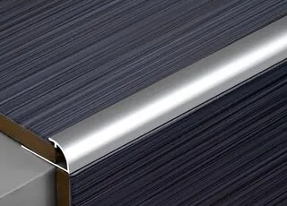 Фото №0 Профиль Лука окантовочный ПК 03-9.2700.01л, 9 мм 2700 см серебро люкс