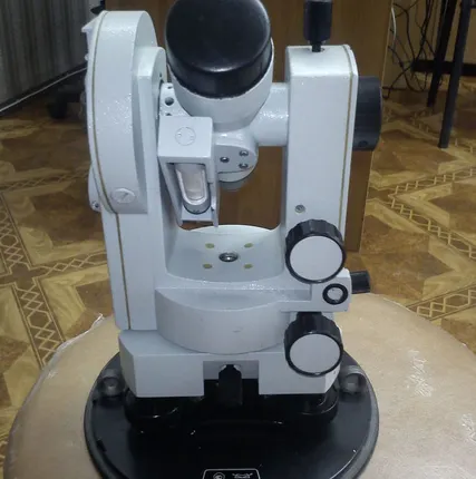 Фото №0 Теодолит 2Т30П б/у