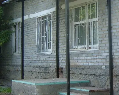 фото Металлические козырьки и навесы