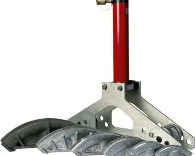 фото Трубогиб с закрытой рамой ТГ1550