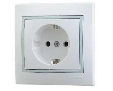 фото Розетка 1-м СП Мира керам. с заземл. бел./сер. LEZARD 701-0215-122