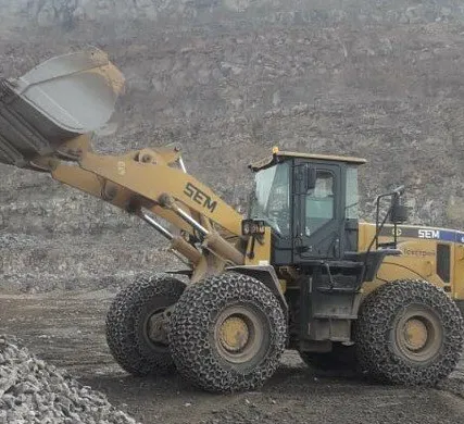 Фото №0 Погрузчик фронтальный SEM 655D