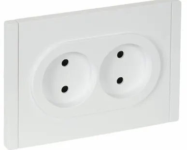 фото FORTE&PIANO Розетка 2-местная без заземления с защитными шторками безвинтовое крепление 10А FP225 белый IEK