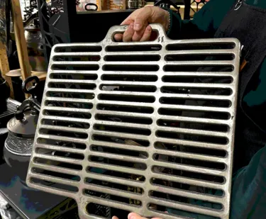 фото Чугунная решетка гриль 500/400/12 мм Россия