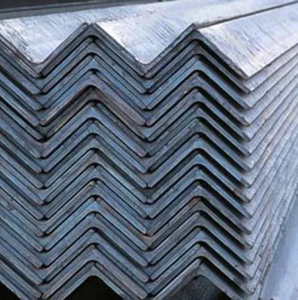 Фото №0 Уголок стальной 200х200х24 сталь 09Г2С ГОСТ 8509-93