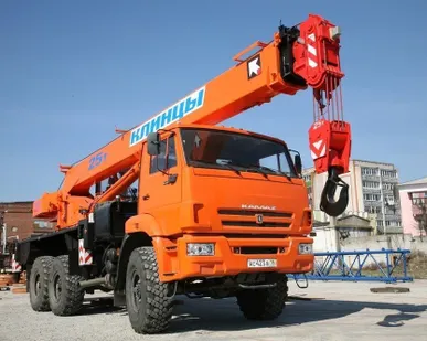 фото Аренда автокрана 16 тонн (вездеход Камаз Ивановец вылет 18 м)