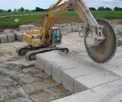 Фото №0 Демонтаж фундамента