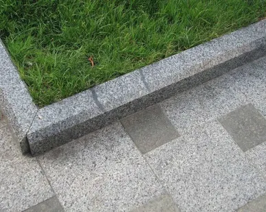 фото Установка бордюра