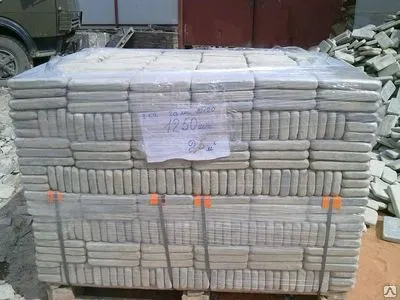 Фото №0 Брусчатка из серо-зеленого песчаника пиленная с четырех огалтованная