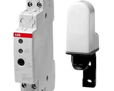 фото Фотореле T1 с датчиком 1 диапазон ABB