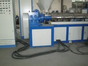 Фото №5 Плоскощелевая экструзионная линия в Новосибирске