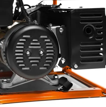 Фото №2 Генератор бензиновый Daewoo GDA 6500E