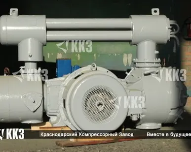 фото Компрессор 2ВМ2,5-14/9 воздушный поршневой промышленный