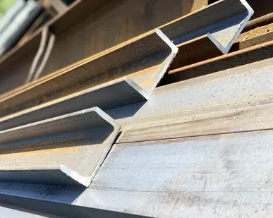 фото Швеллер г/к 18 за 1-5 тонн