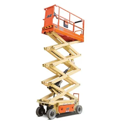 Фото №0 Подъемник самоходный ножничный JLG 2632 ES в аренду