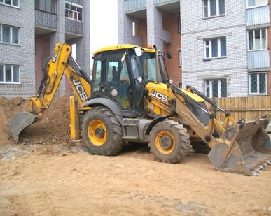 фото Аренда экскаватора-погрузчика с гидромолотом JCB 3CX