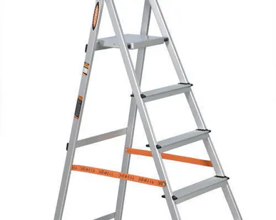 фото Стремянка алюминиевая