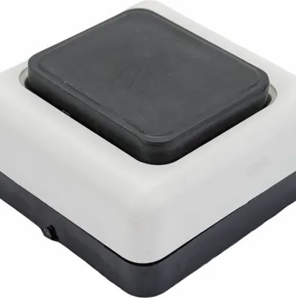 Фото №0 Кнопка к звонку, цвет корпуса белый с черной кнопкой ...