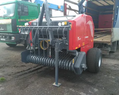 фото Пресс-подборщик Z-562 с ротором и ножами