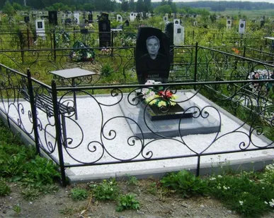 фото Гранитный памятник.