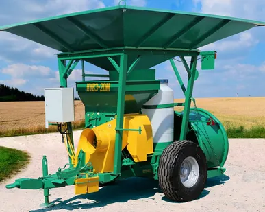 фото Измельчитель-упаковщик зерна ИУВЗ-20М для производства кормов