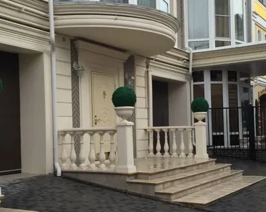 фото Балясины бетонные