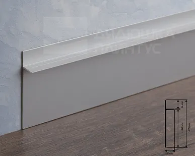 фото Неплинтус Профиль НЕПЛИНТУС 60х15х2500мм PKINSAA 60 Серебро матовое