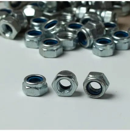 Фото №0 Гайка с нейлоновой вставкой М6 DIN985 50шт