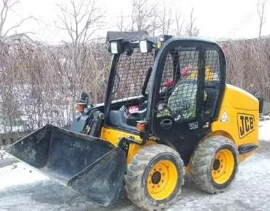 фото Аренда мини-погрузчика JCB ROBOT 150, Челябинск