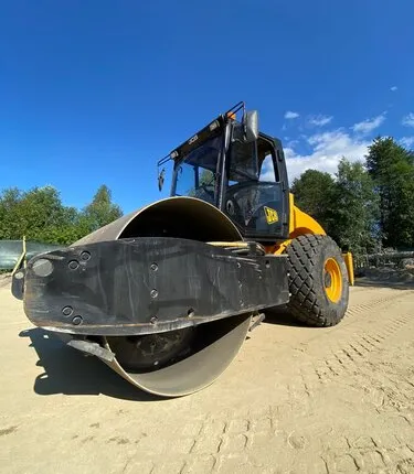 Фото №0 Аренда грунтовых виброкатков