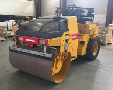 фото Аренда - Каток дорожный DYNAPAC CC143