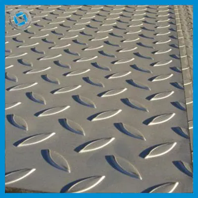 Фото №0 Лист стальной рифленый 3ПС5/СП5; 4; ЧЕЧЕВИЦА, 1250х6000, 1500х6000