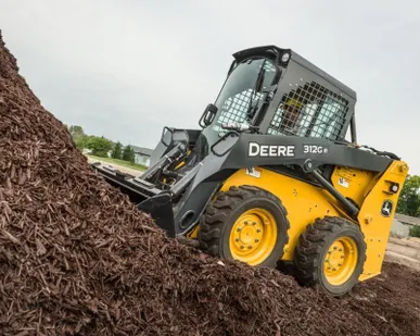 фото Выкуп мини-погрузчика   
JOHN
DEERE 314 G

 б.у. с наработкой.