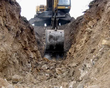 фото Строительство раскопка траншей