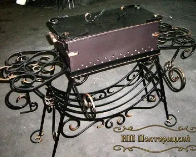 фото Мангал кованный