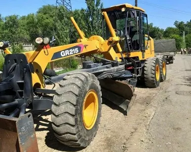 фото Аренда автогрейдера XCMG GR215 - 16 тонн