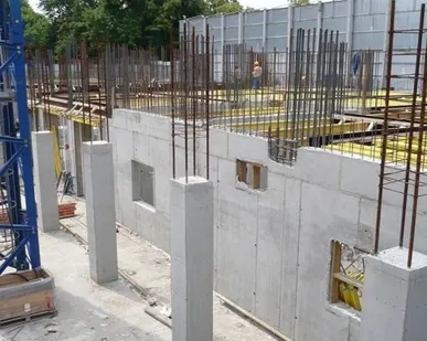 фото Строительство железобетонных несущих колонн