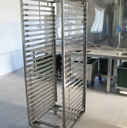 Фото №0 Тележка-шпилька для пельменей