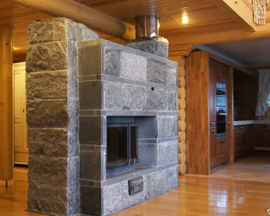 фото Облицовка камина в сауне из талькохлорита