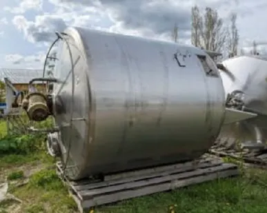 фото Емкость нержавеющая, объем -10 куб.м., вертикальная, рубашка, термос, мешалка, инв 1916 Б/У в Москве