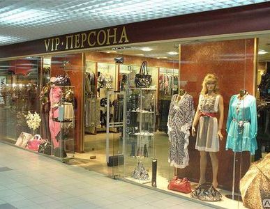 фото Витрины торговые стеклянные