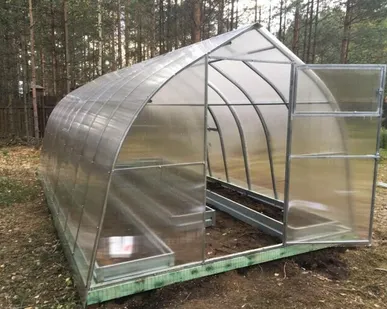 фото Теплица «Горка» (оцинкованный 25*25 — 6