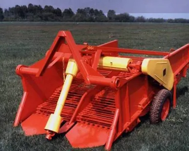 фото Картофелекопатель КТН-2В (навесной двухрядный)